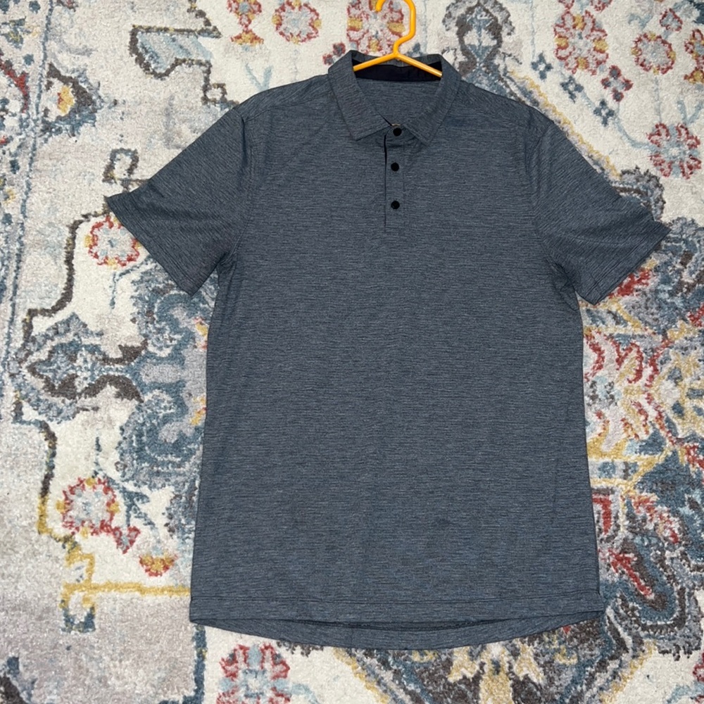 Lululemon Mens Evolution Polo. Light Blue/Grey.  Size Large.
